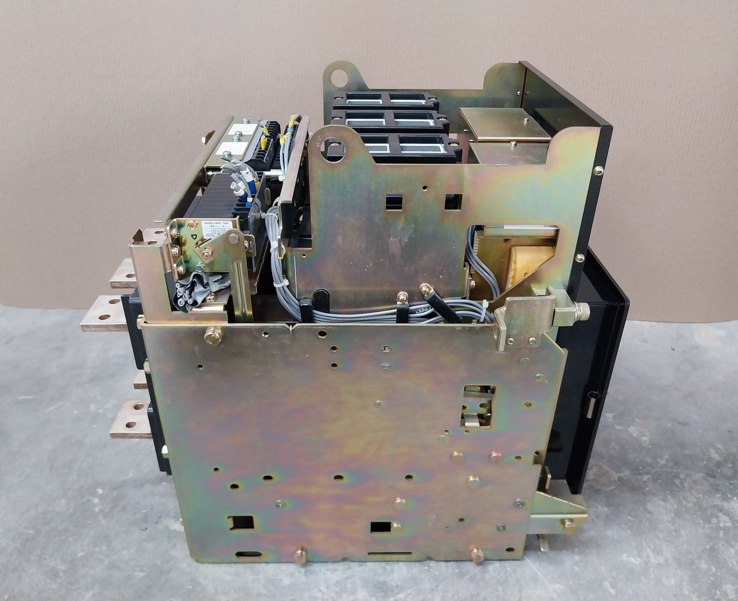 TERASAKI AT12 TEMPOWER 3 POLE AIR CIRCUIT BREAKER 1250A