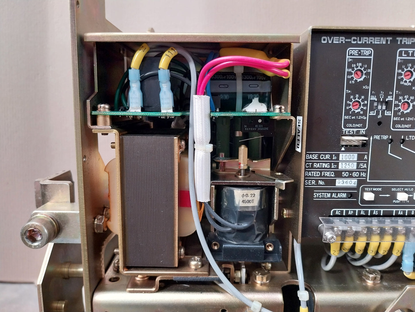 TERASAKI TEMBREAK AT12 AIR CIRCUIT BREAKER 3 POLE 1250A