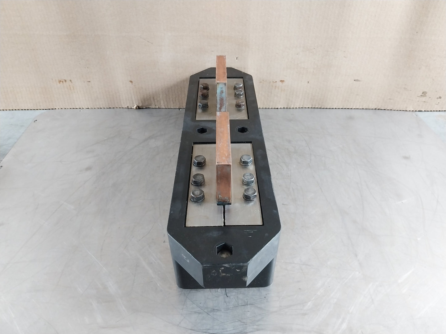 TERMINAL WITH JAW CONTACT ASSEMBLY FOR TERASAKI AT-25 ACB