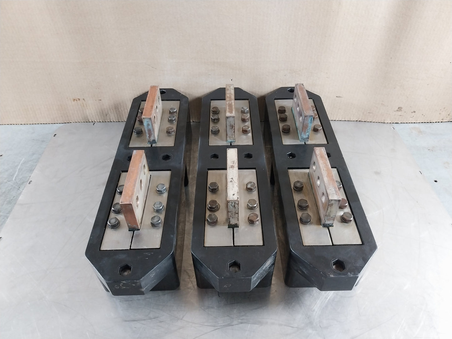 TERMINAL WITH JAW CONTACT ASSEMBLY FOR TERASAKI AT-25 ACB