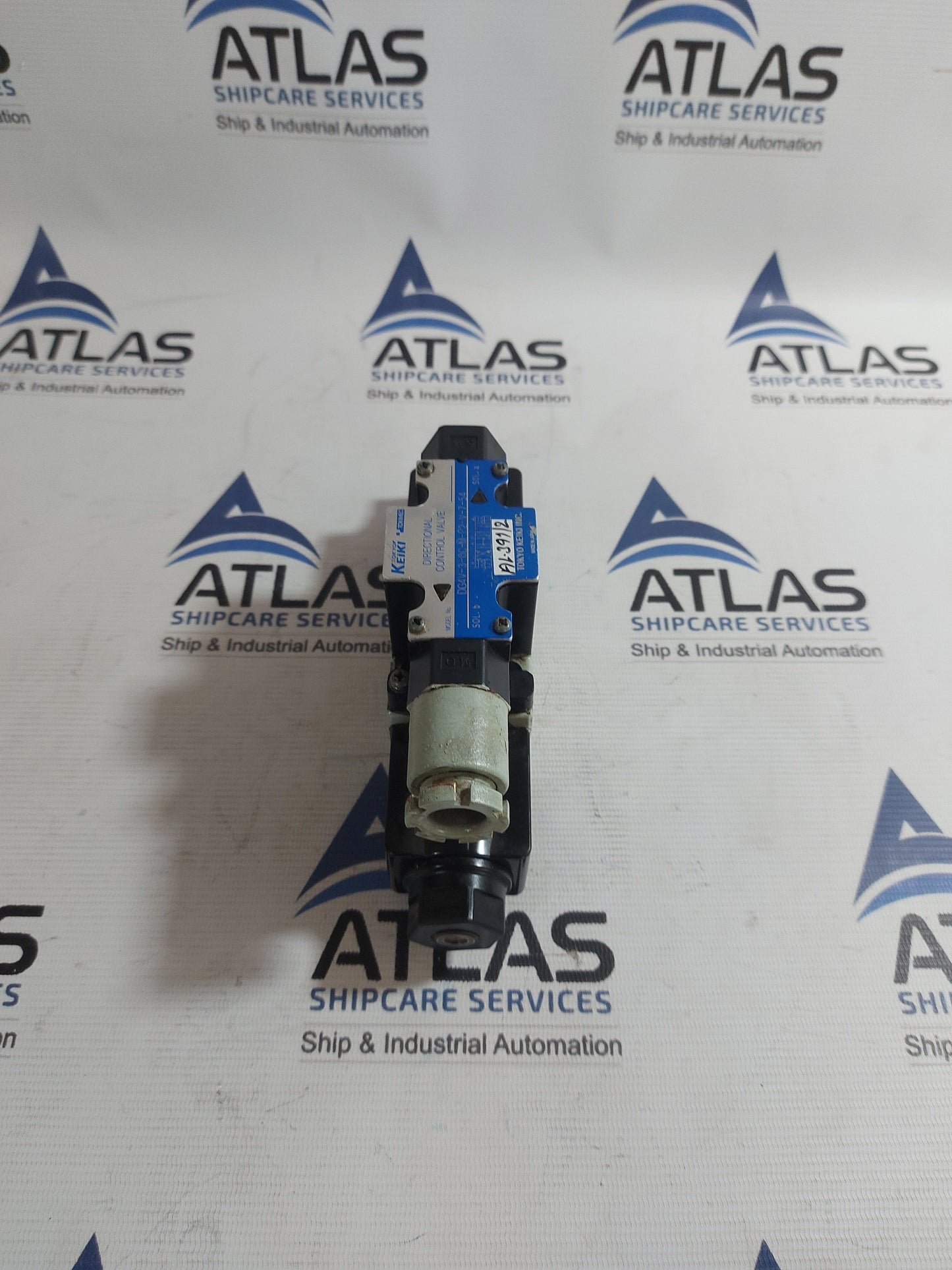 TOKYO KEIKI DG4V-3-0C-M-P2-V-7-54 DIRECTIONAL CONTROL VALVE