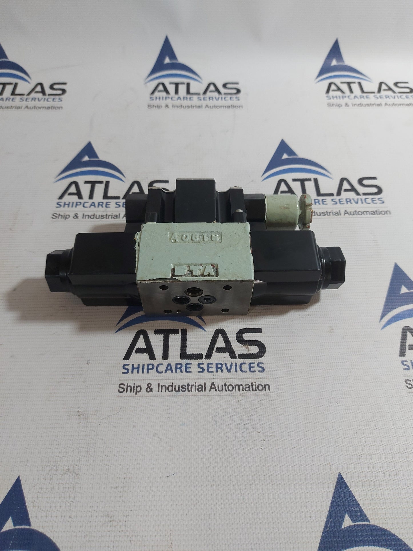 TOKYO KEIKI DG4V-3-0C-M-P2-V-7-54 DIRECTIONAL CONTROL VALVE