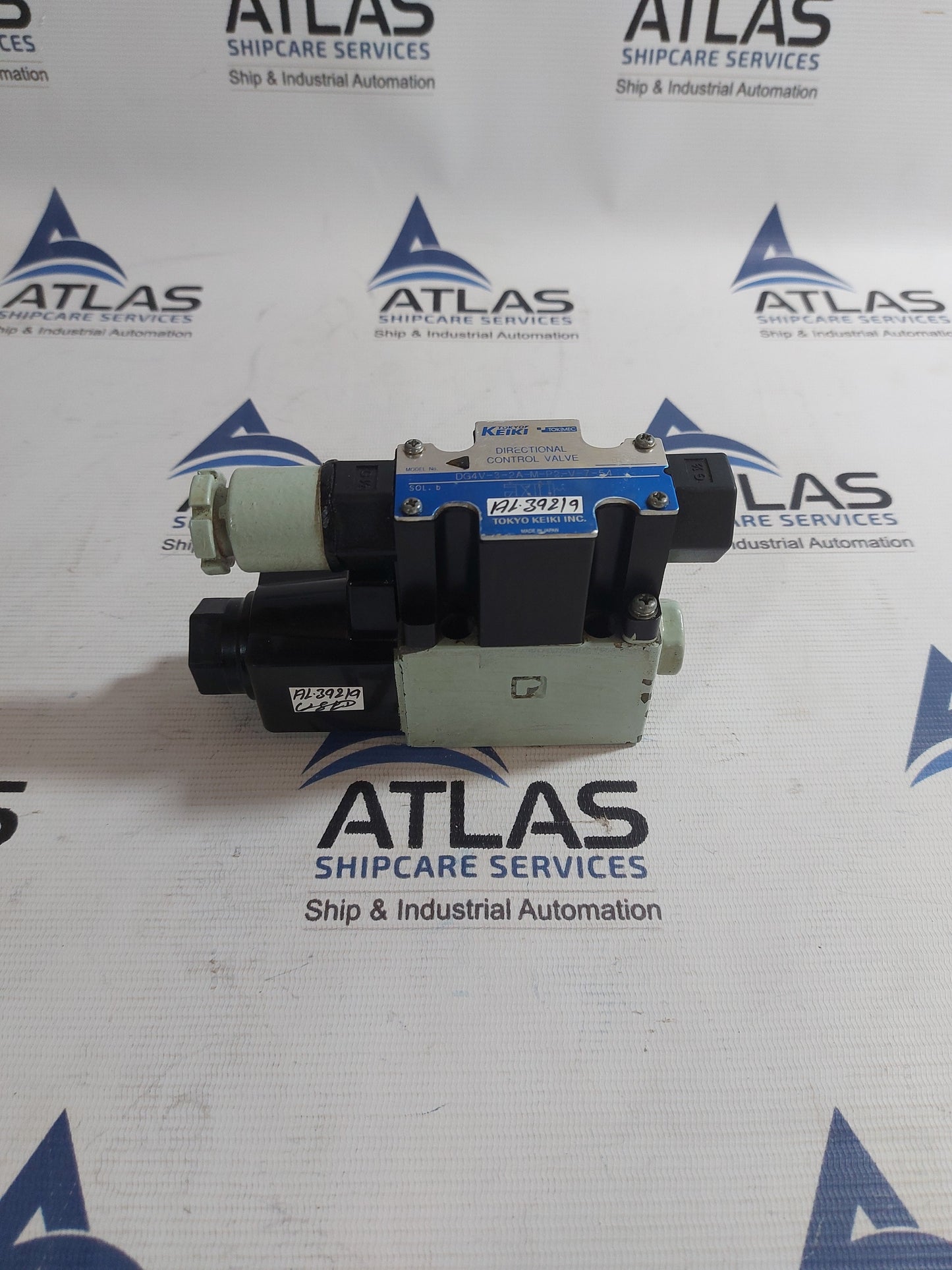 TOKYO KEIKI DG4V-3-2A-M-P2-V-7-54 DIRECTIONAL CONTROL VALVE