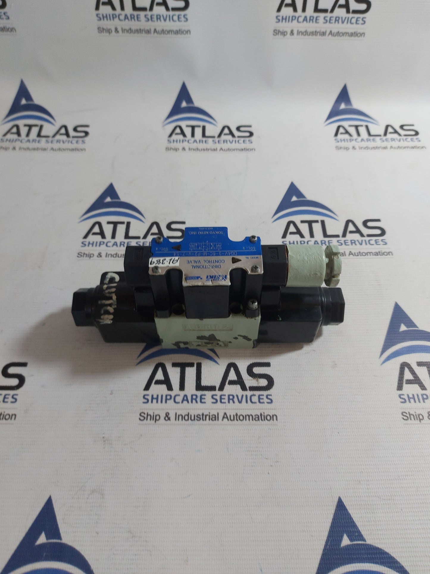 TOKYO KEIKI DG4V-3-6C-M-P2-V-7-54 DIRECTIONAL CONTROL VALVE