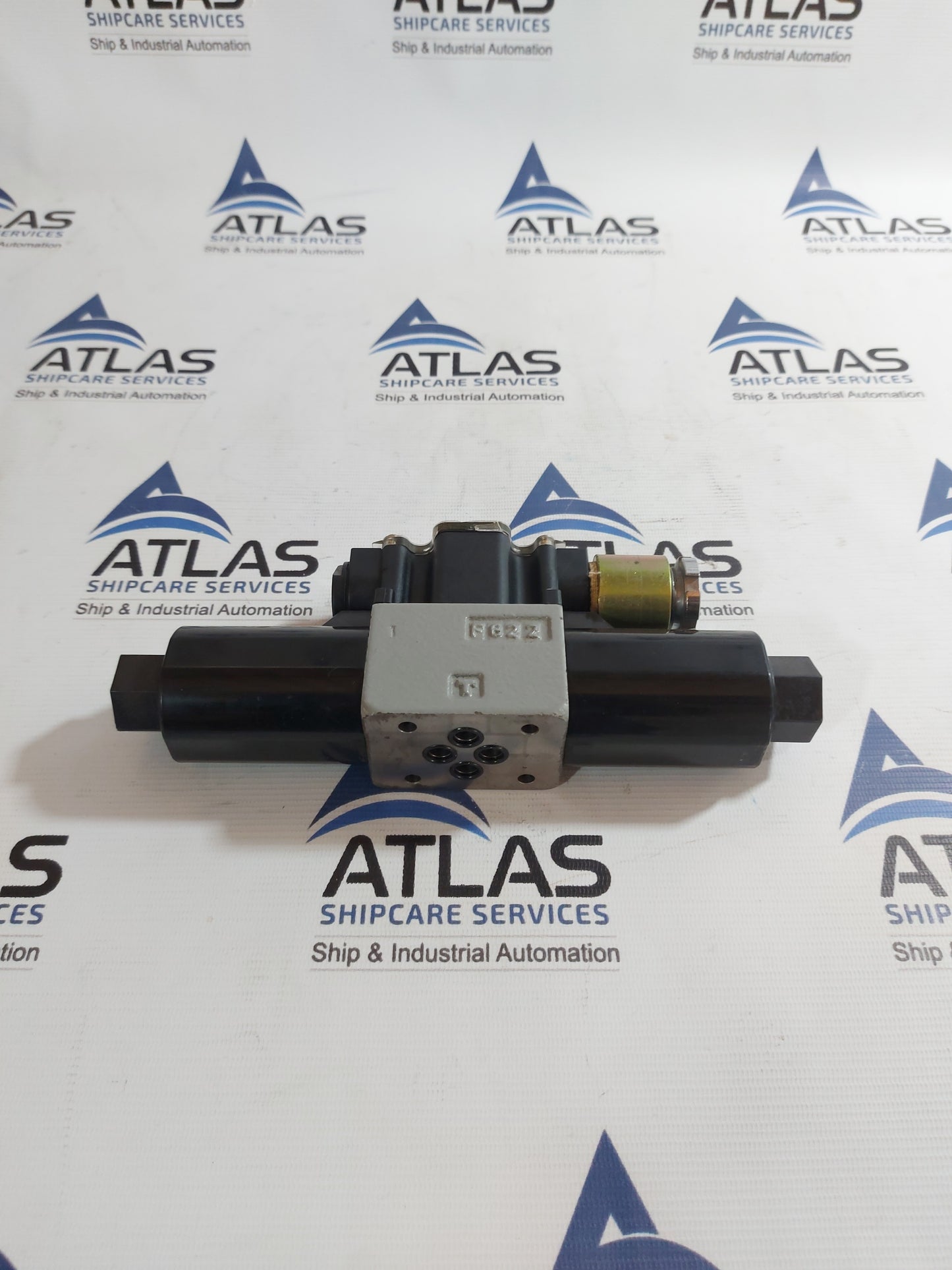 TOYOOKI KOGYO HD-06303B SOLENOID DIRECTIONAL CONTROL VALVE