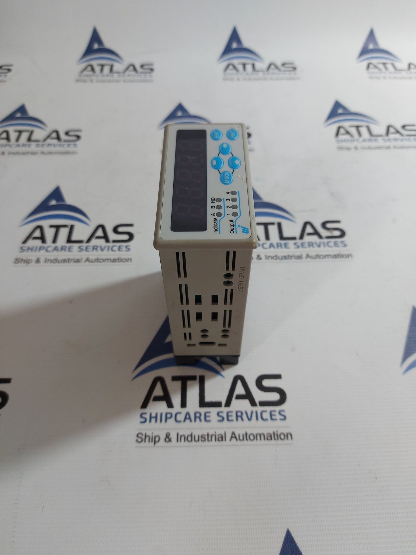 UINICS SP-556-P2/TH PULSE INPUT INDICATOR