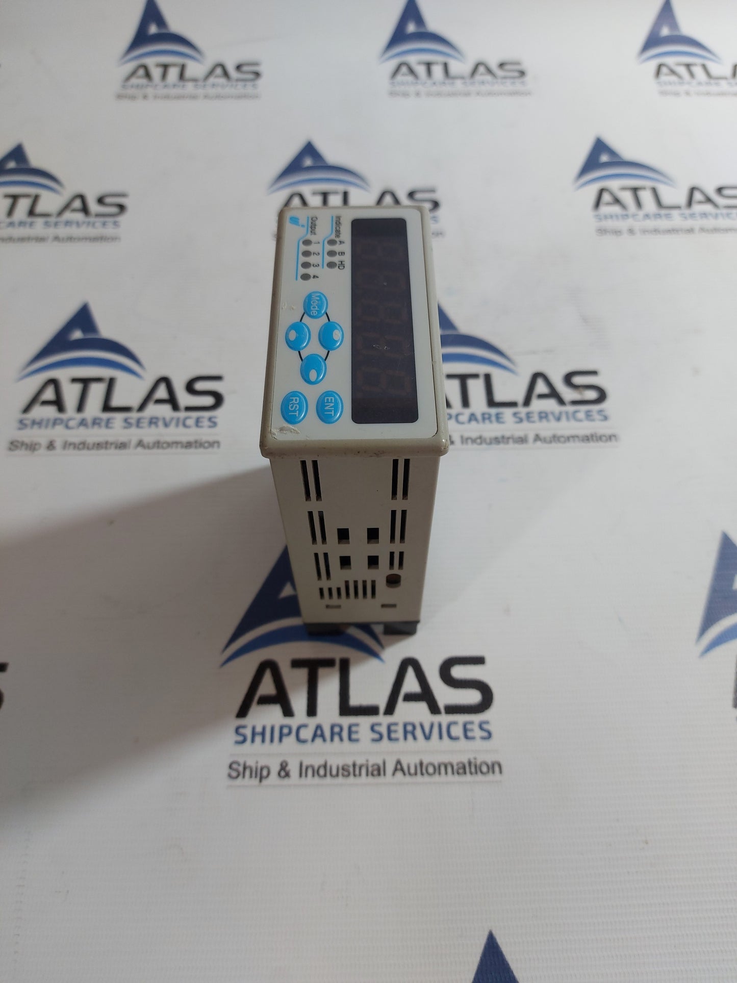UINICS SP-556-P2/TH PULSE INPUT INDICATOR
