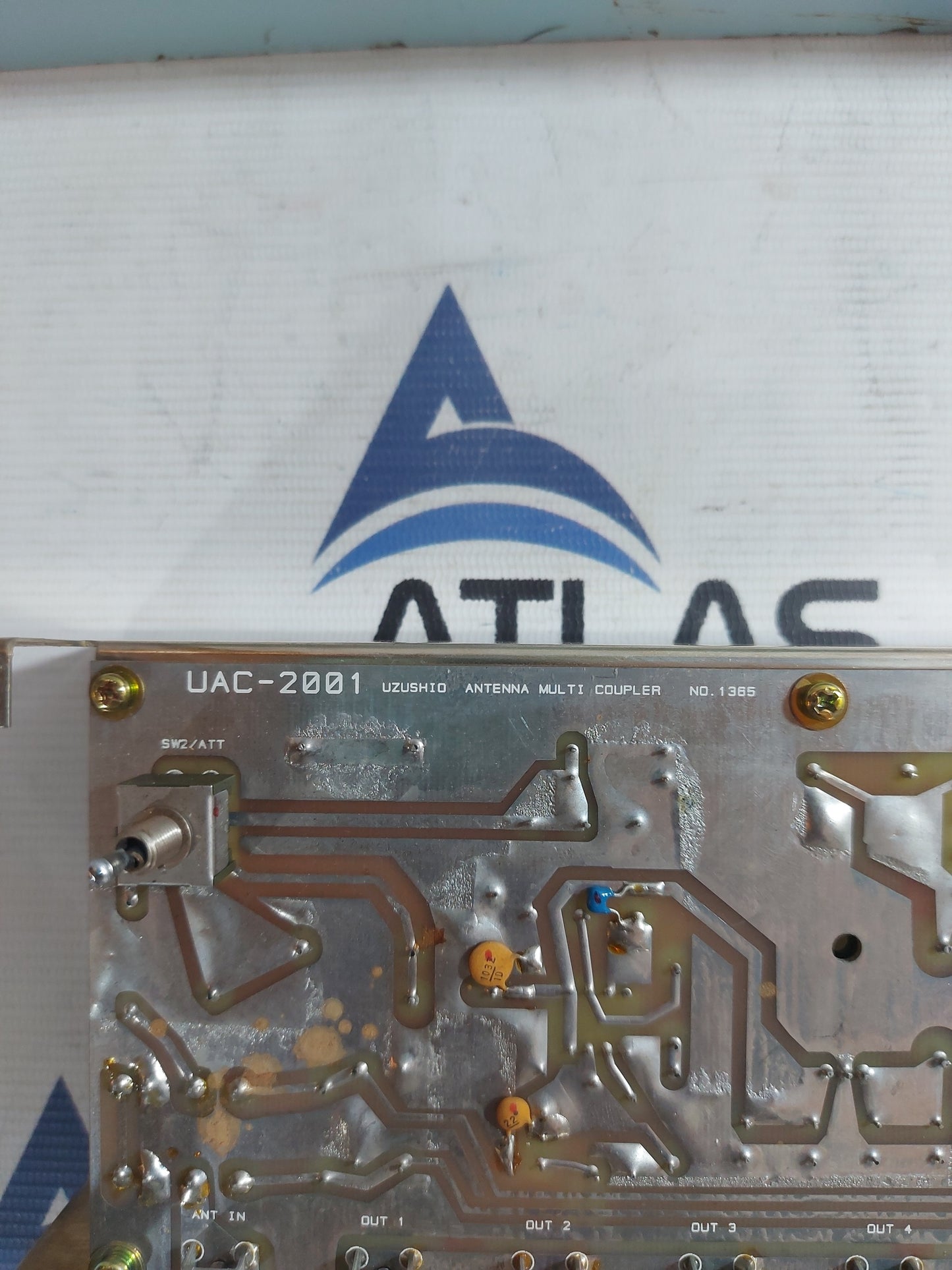 UZUSHIO UAC-2001 ANTENNA MULTI COUPLER