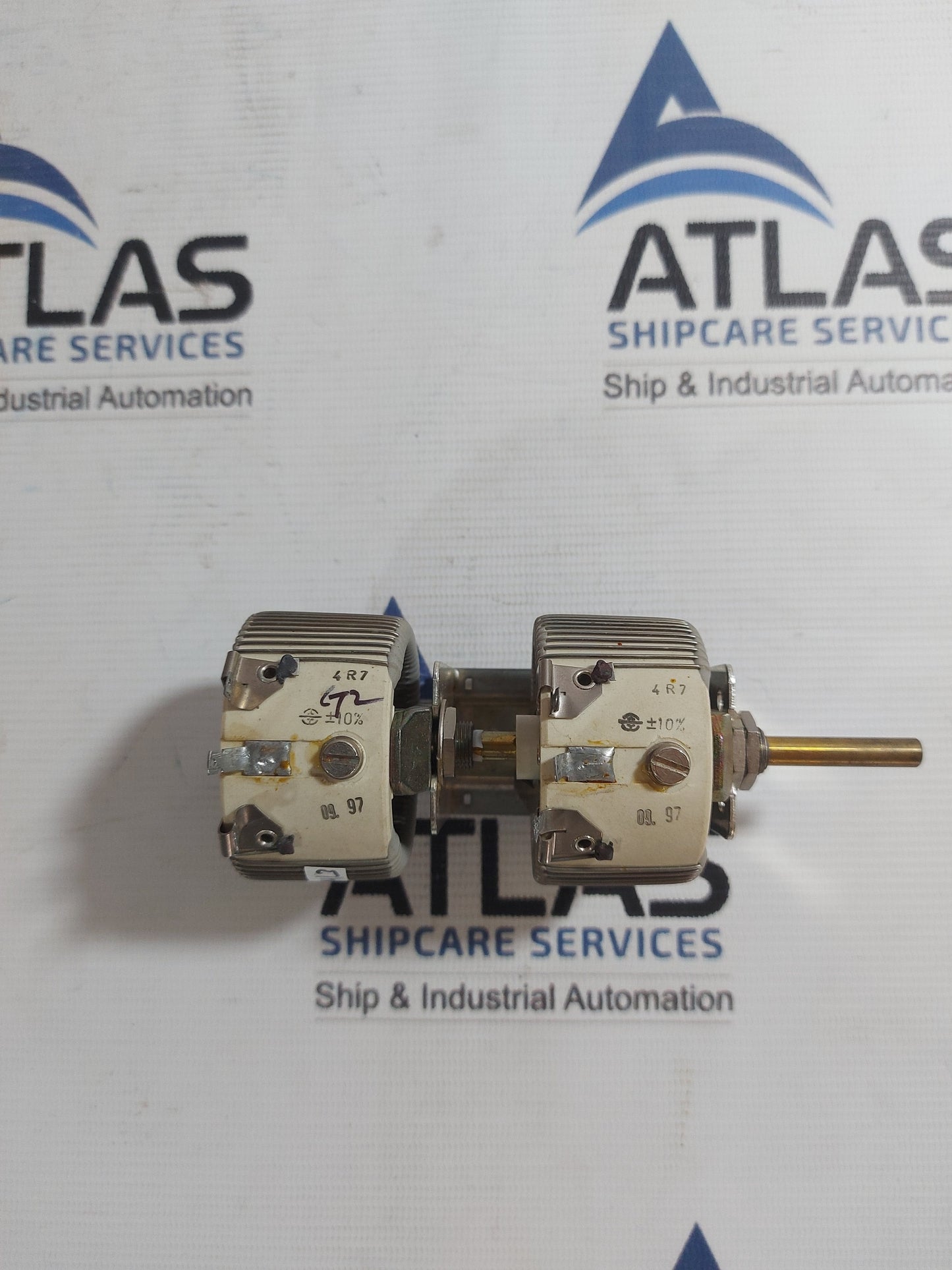 VISHAY R2P 40 50 4R7 +/-10% TANDEM POTENTIOMETER GENERATOR BRUSHLESS PART