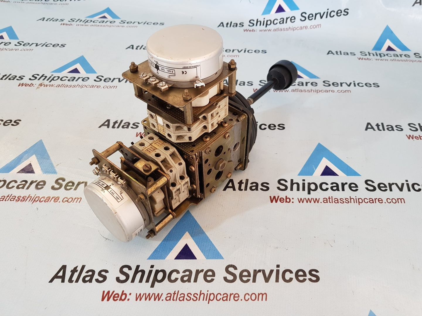 W.GESSMANN V64D +-02ZP MULTI-AXIS JOYSTICK – Atlas Shipcare