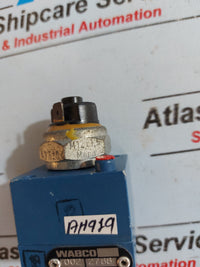 WABCO 3526010240 PNEUMATIC VALVE