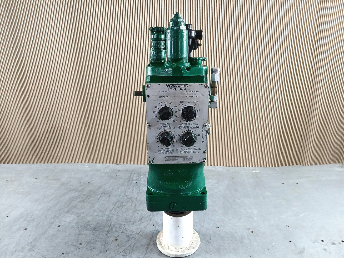 WOODWARD UG-8 8522-445 GOVERNOR 500-1200 RPM