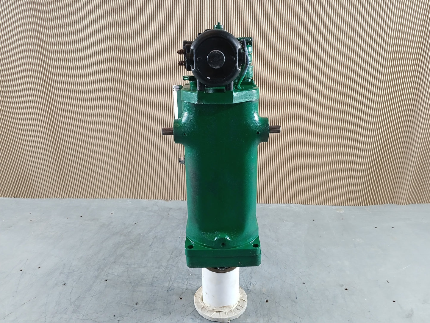 WOODWARD UG-8 8522-445 GOVERNOR 500-1200 RPM