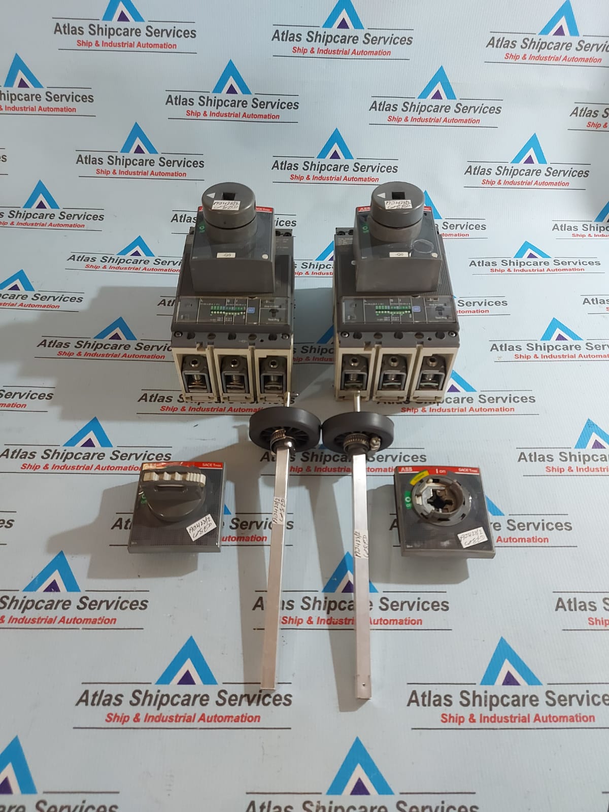 ABB SACE Tmax XT4S 250 MOLDED CASE CIRCUIT BREAKER 3P 1000V