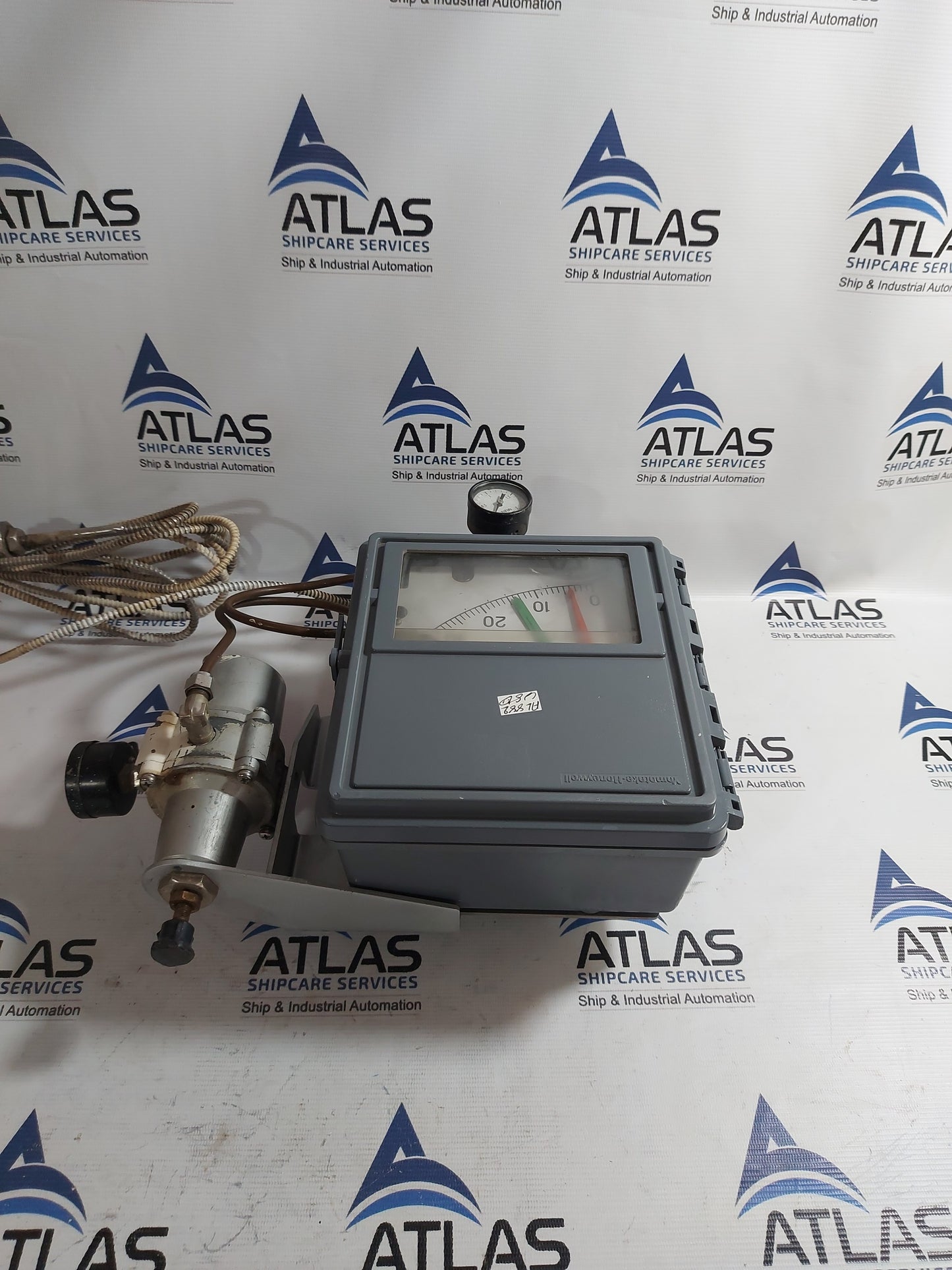 YAMATAKE-HONEYWELL KGTA13-08300A4S-7GU1 TEMPERATURE CONTROLLER
