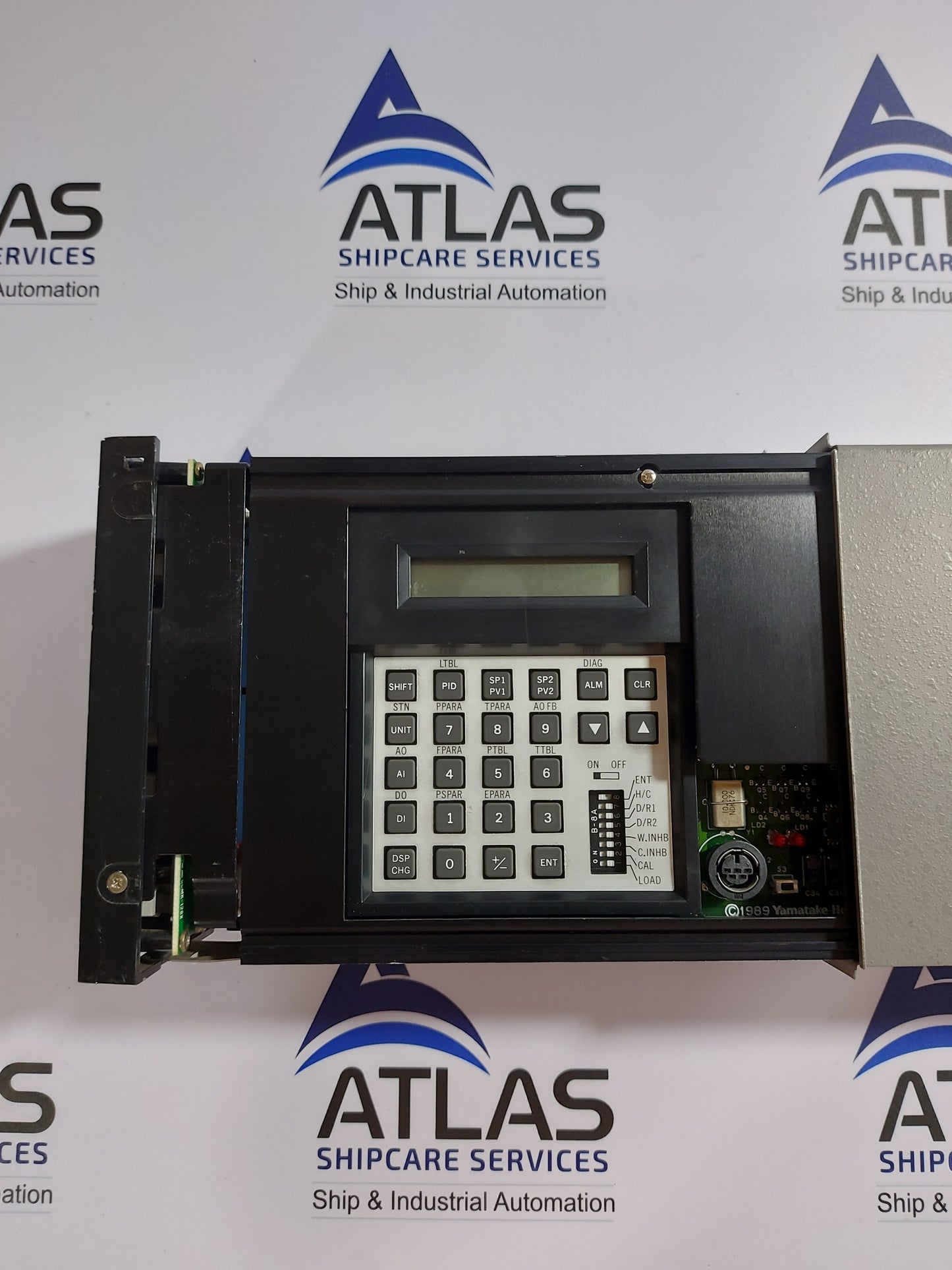 YAMATAKE-HONEYWELL TDCS 3000 TEMPERATURE CONTROLLER