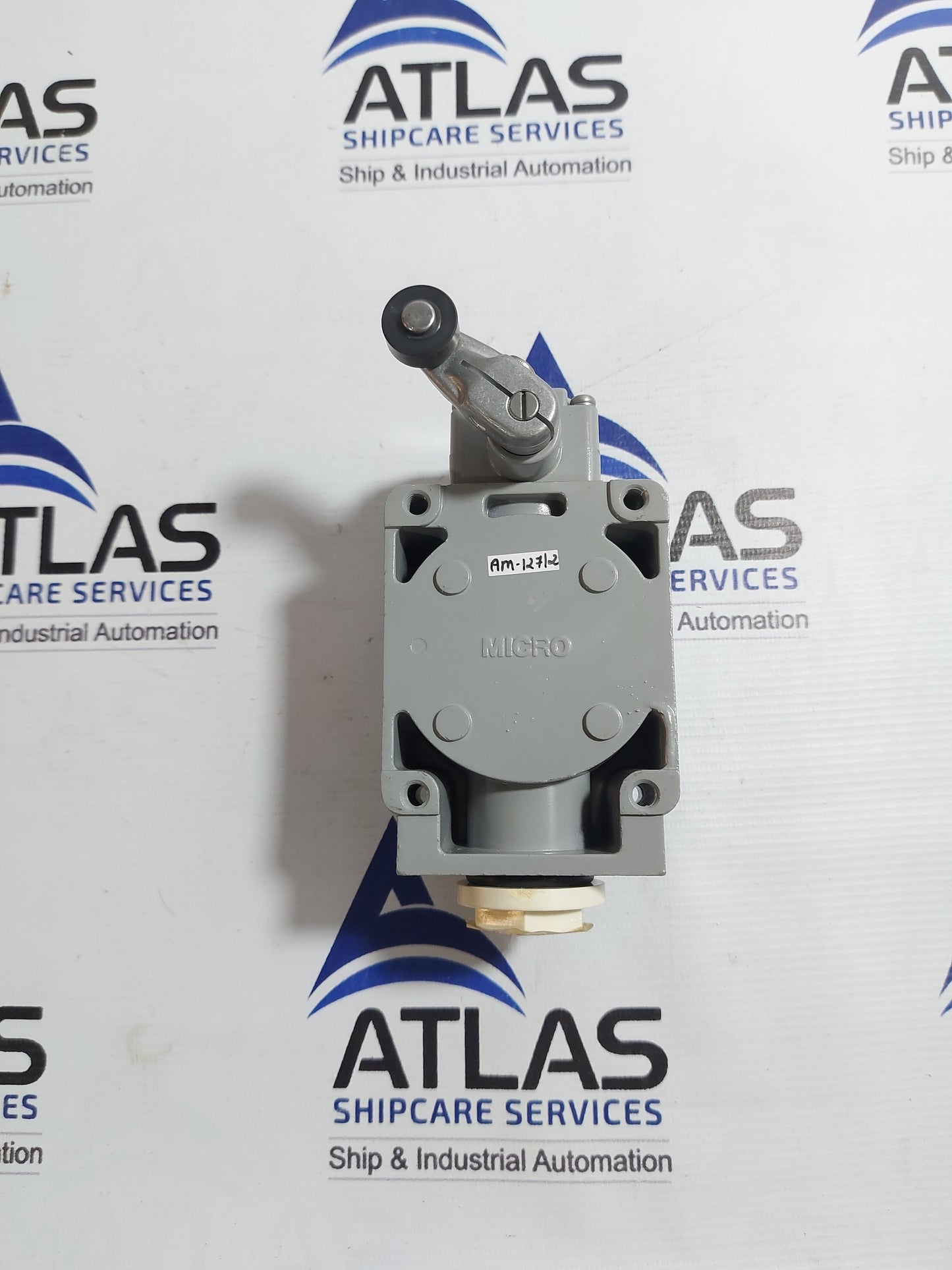 YAMATAKE-HONEYWELL VCX-5001A MICRO EXPLOSION PROOF SWITCH D2G4