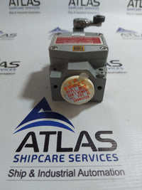 YAMATAKE-HONEYWELL VCX-5001 MICRO EXPLOSION PROOF SWITCH D2G4