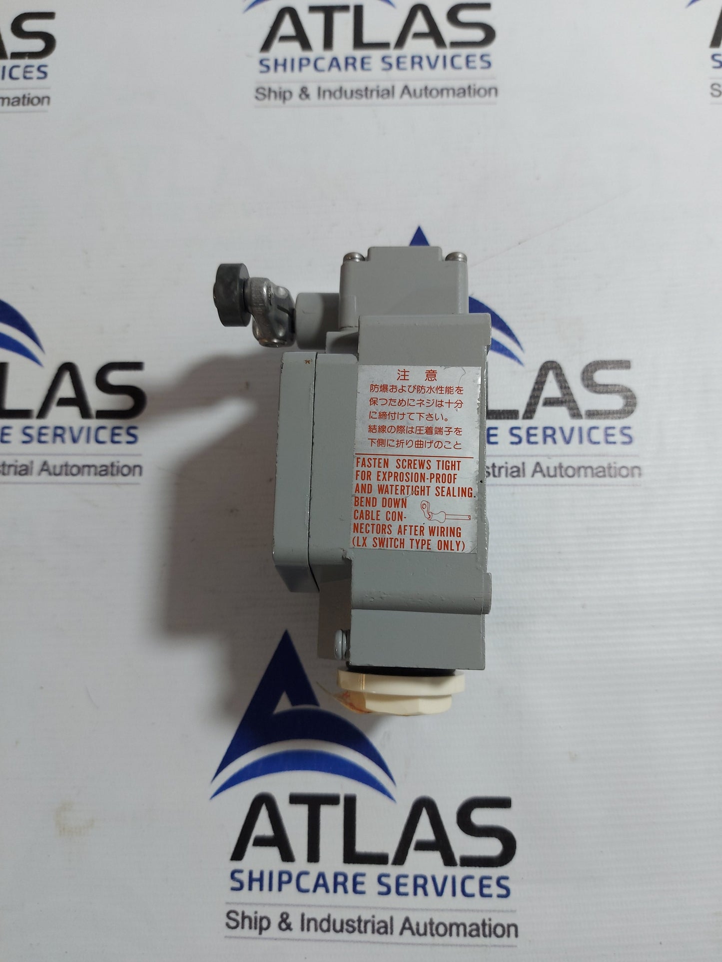 YAMATAKE-HONEYWELL VCX-5001 MICRO EXPLOSION PROOF SWITCH D2G4