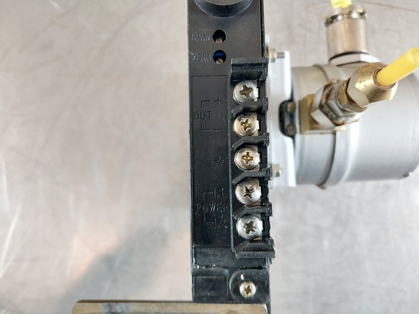 YOKOGAWA GF1 PNEUMATIC TO ELECTRICAL CONVERTER WITH PRESSURE TRANSMITTER