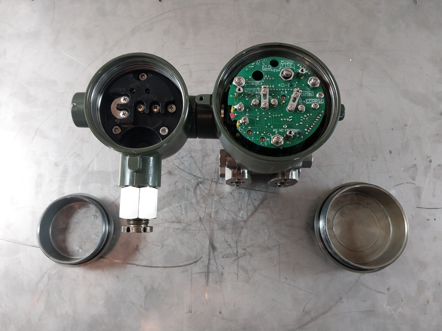 YOKOGAWA UNI UNE11-SLS2*B PRESSURE TRANSMITTER 24V 4-20mA