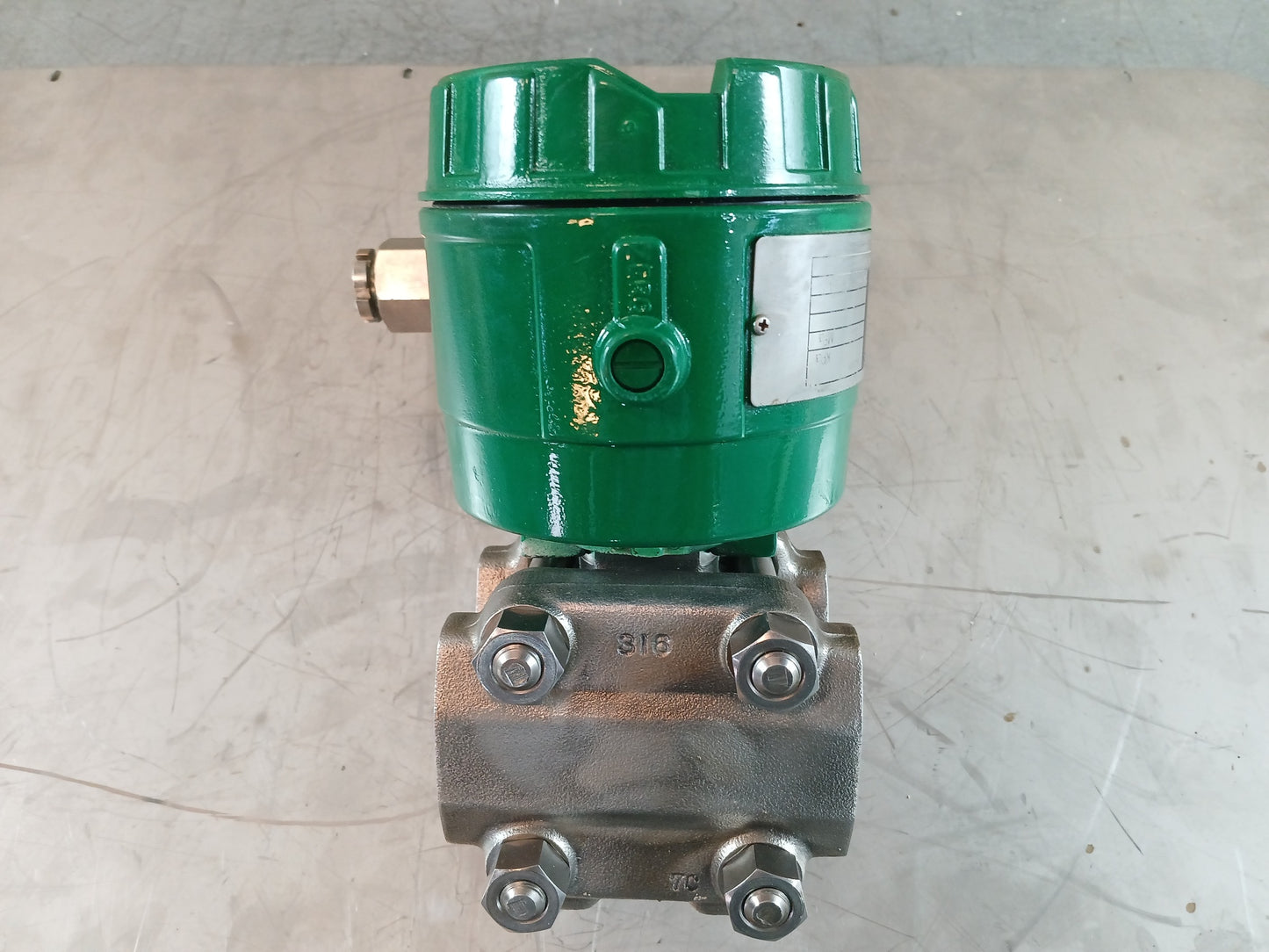 YOKOGAWA UNI UNE43-SBS2*B PRESSURE TRANSMITTER 24V 4-20mA