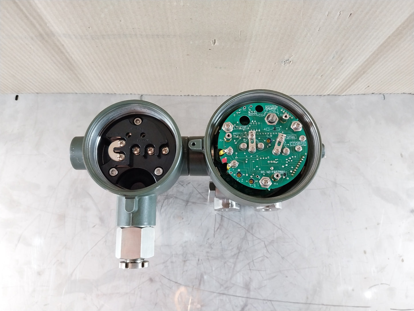 YOKOGAWA UNI UNE43-SBS2*B PRESSURE TRANSMITTER 24V 4-20mA