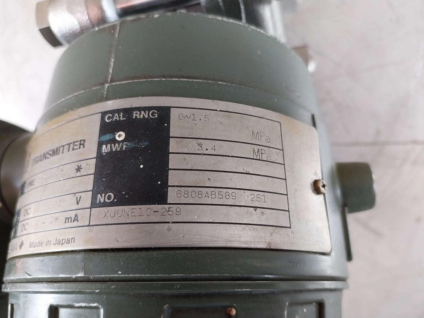 YOKOGAWA UNI UNE43-SBS2*B PRESSURE TRANSMITTER 24V 4-20mA