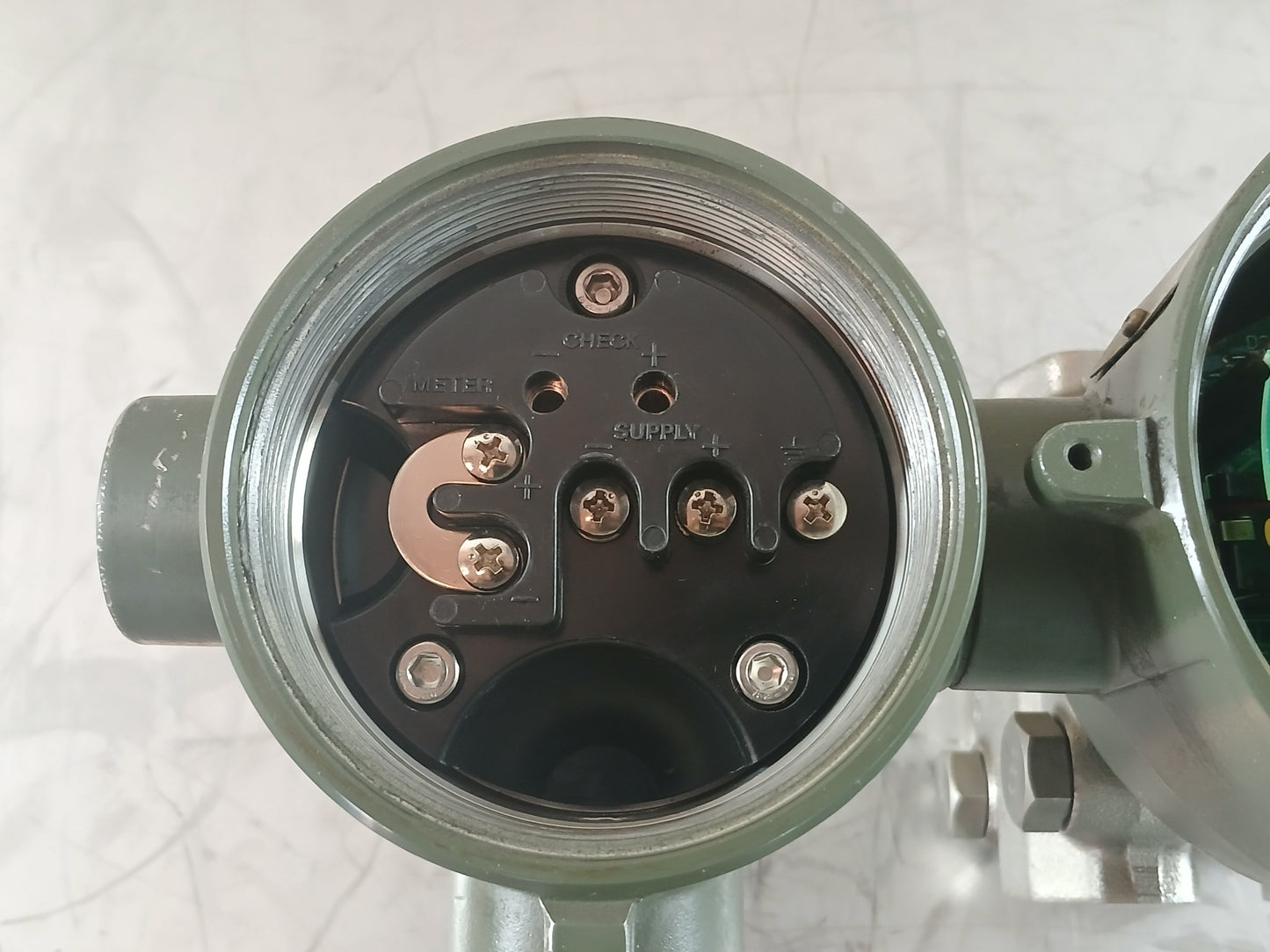 YOKOGAWA UNI UNE43-SCS2*B PRESSURE TRANSMITTER 24V 4-20mA