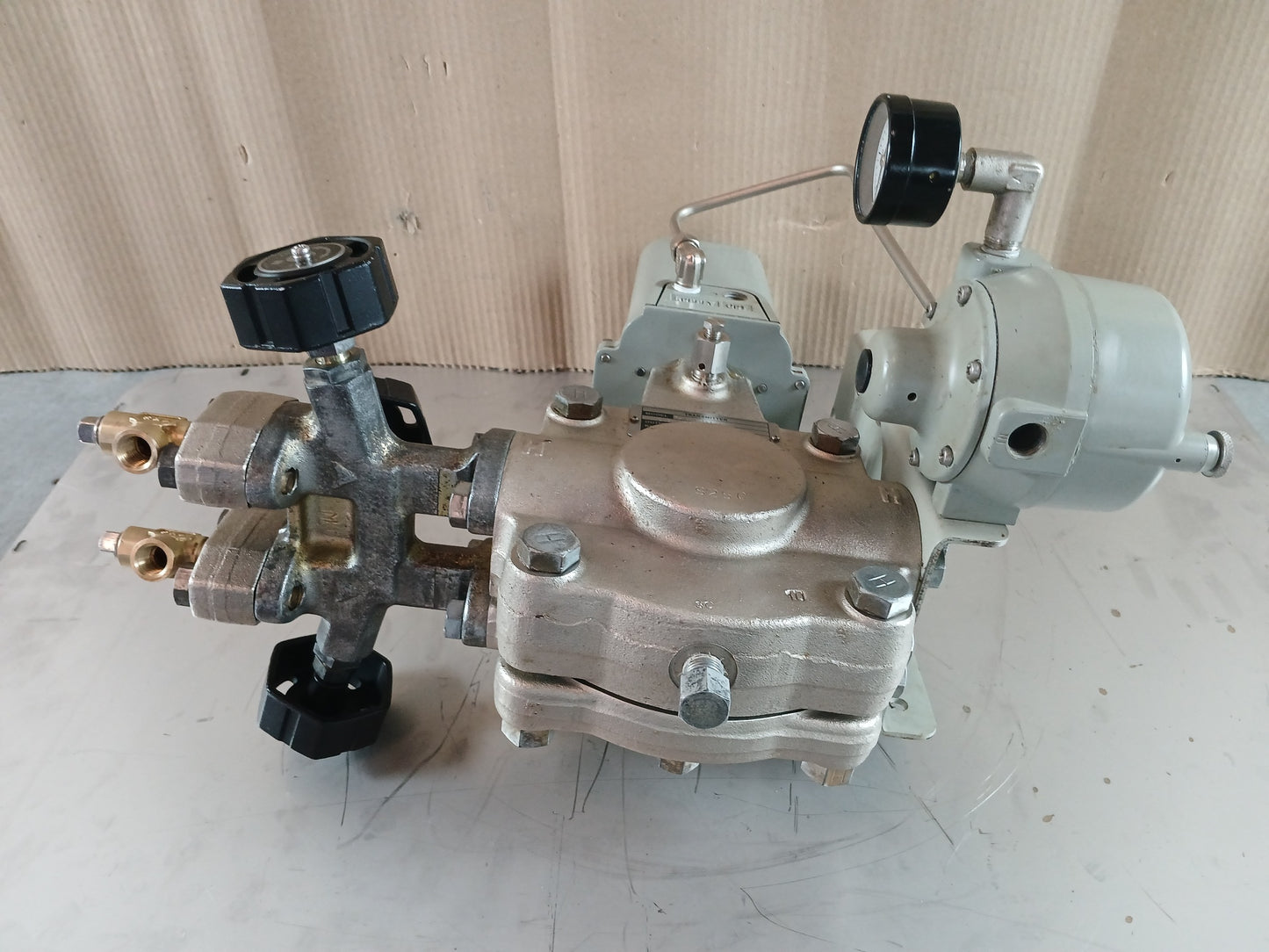 YOKOGAWA Y/15A1-LK1/L/GAS-FP/LD/CAL-P PNEUMATIC DIFFERENTIAL PRESSURE TRANSMITTER