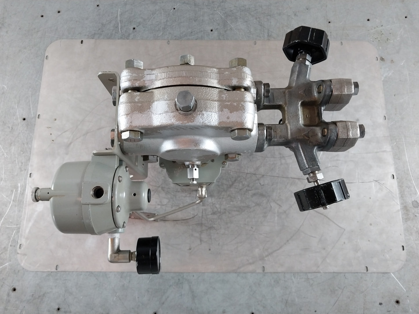 YOKOGAWA Y/15A1-LK1/L/GAS-FP/LD/CAL-P PNEUMATIC PRESSURE TRANSMITTER 3.5 Mpa