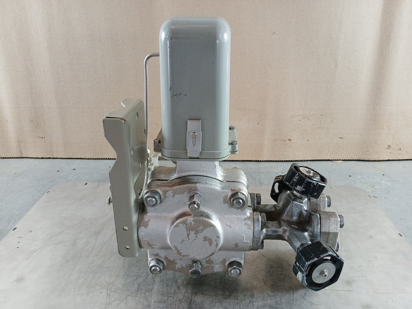 YOKOGAWA Y/15A1-LK1/L/GAS-FP/LD/CAL-P PNEUMATIC PRESSURE TRANSMITTER 3.5 Mpa