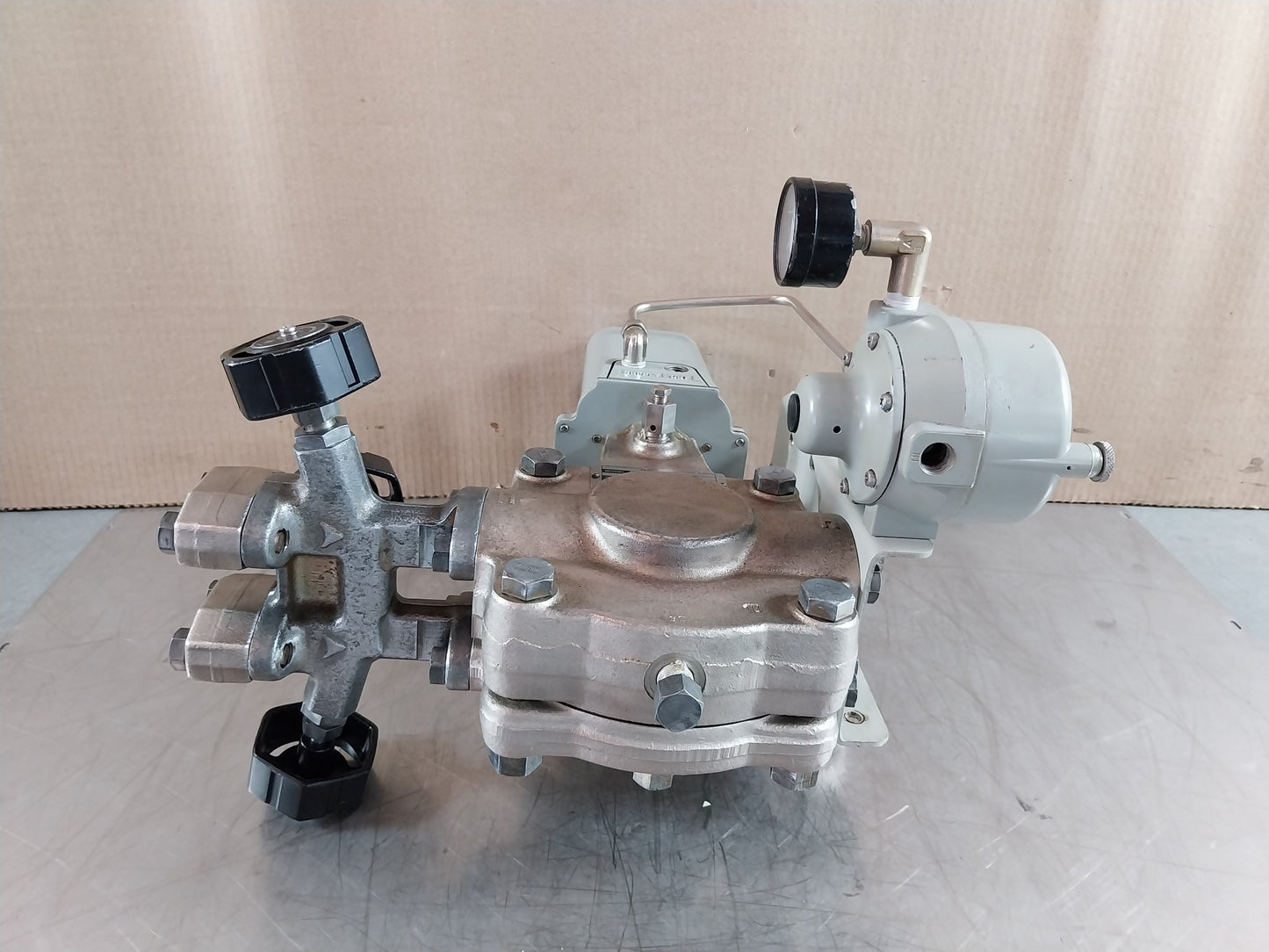 YOKOGAWA Y/15A1-LK1/L/GAS-FP/LD/CAL-P PNEUMATIC PRESSURE TRANSMITTER