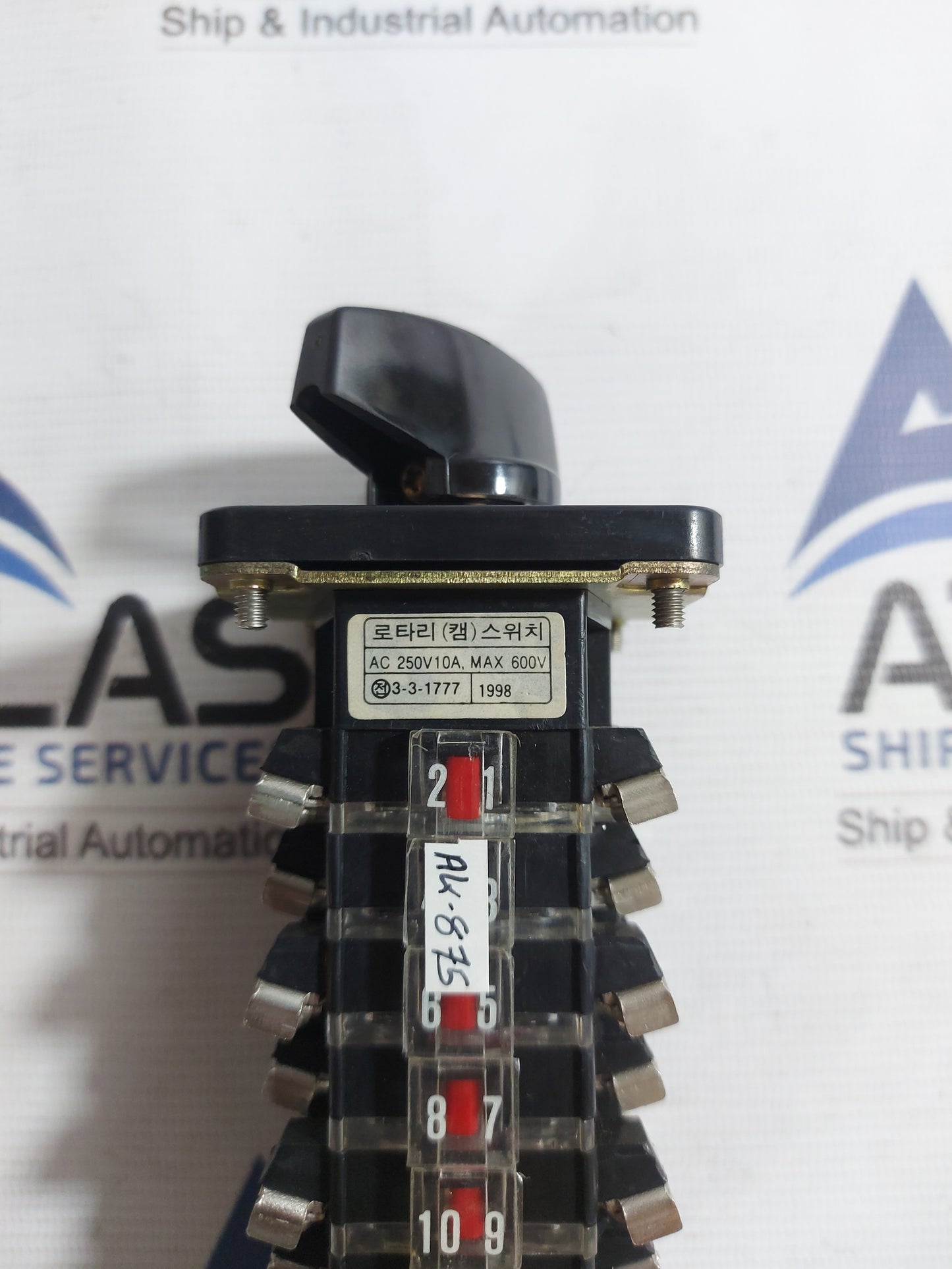 YONGSUNG C-60 ROTARY CAM SWITCH 10A 220VAC