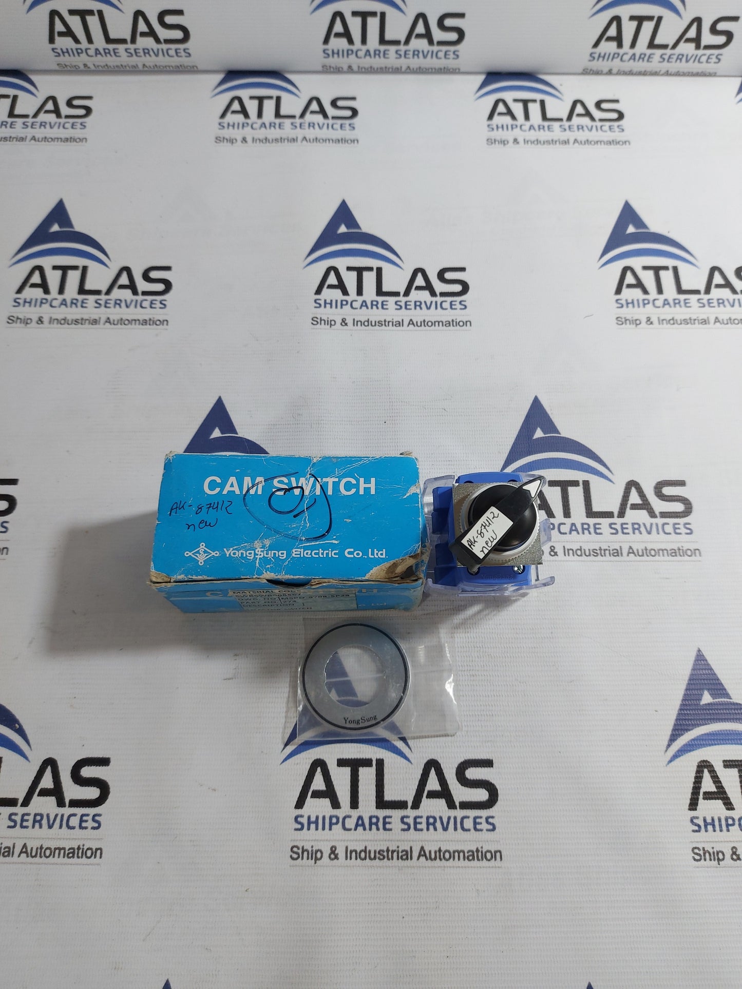 YONGSUNG YSDNC2201-39MO10BW CAM SWITCH 20A DC250V