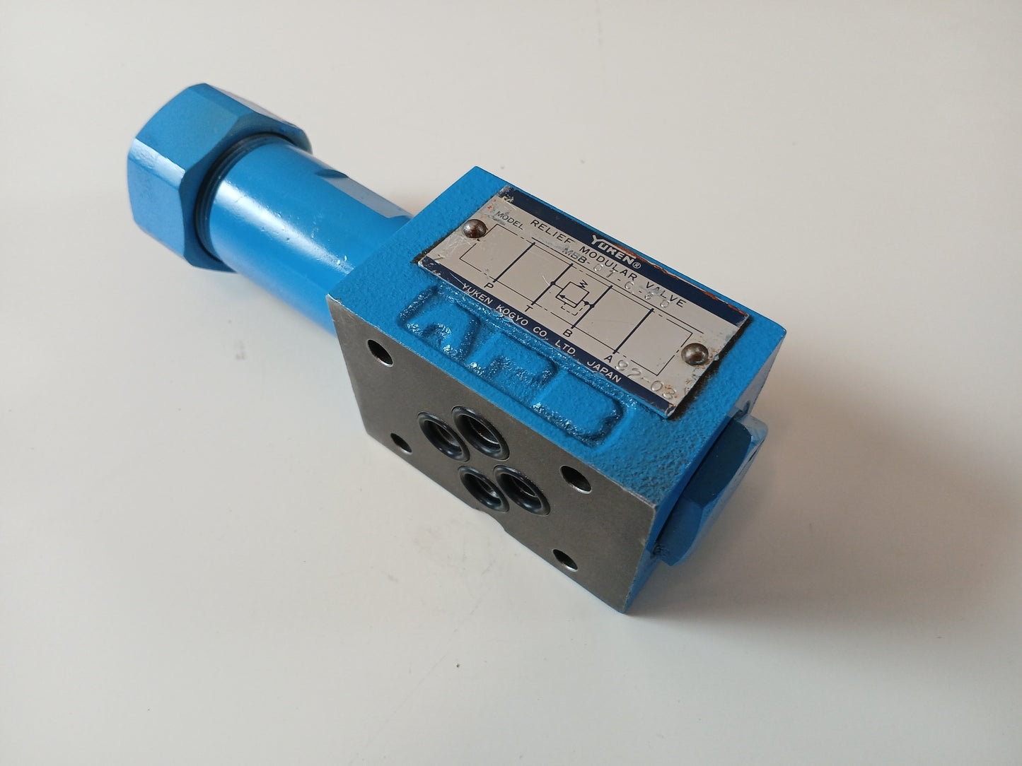 YUKEN KOGYO MBB-01-C-30 RELIEF MODULAR VALVE