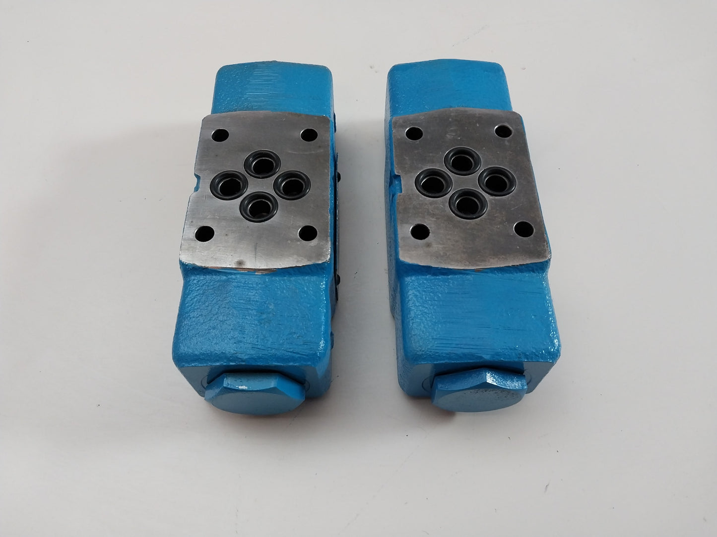 YUKEN KOGYO MPW-01-2-40 PILOT OPERATED CHECK MODULAR VALVE