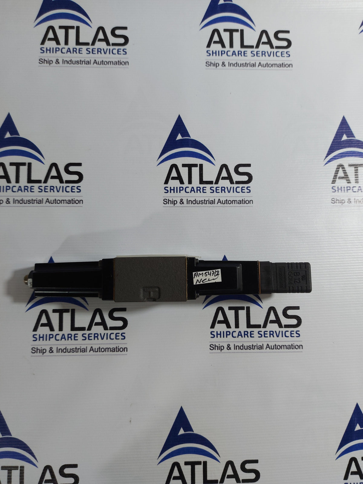 YUKEN MJA-01-M-B-N-10 MODULAR HYDRAULIC VALVE