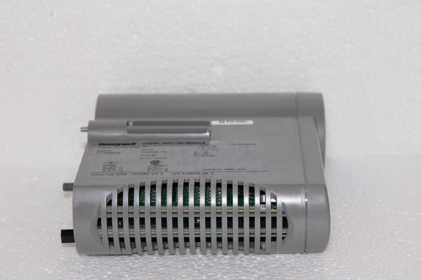 HONEYWELL CC-PDIL01 /E DIGITAL INPUT 24V MODULE