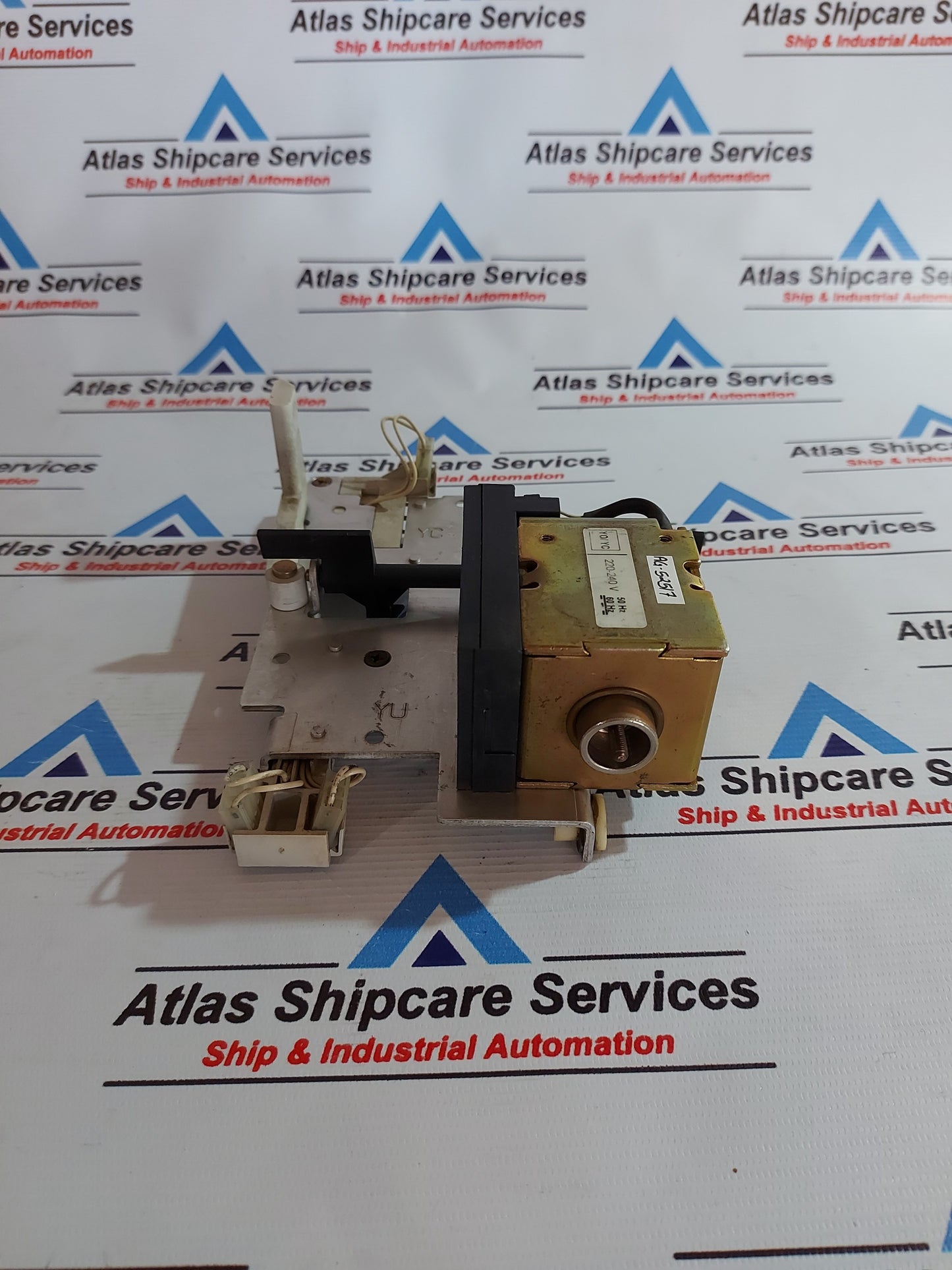 ABB SHUNT CLOSING RELEASE 24V CC E1/6-T8 AG525