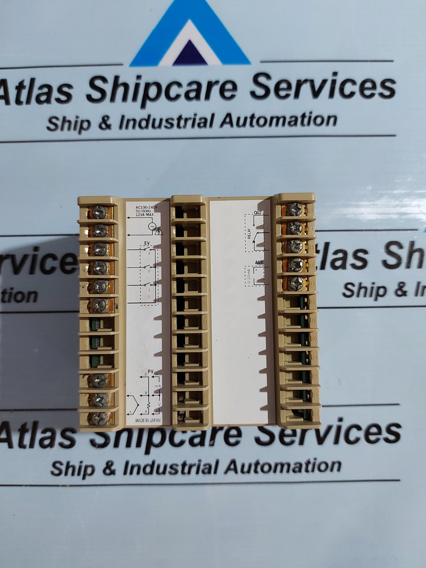 AZBIL SDC26 DIGITAL TEMPERATURE CONTROLLER