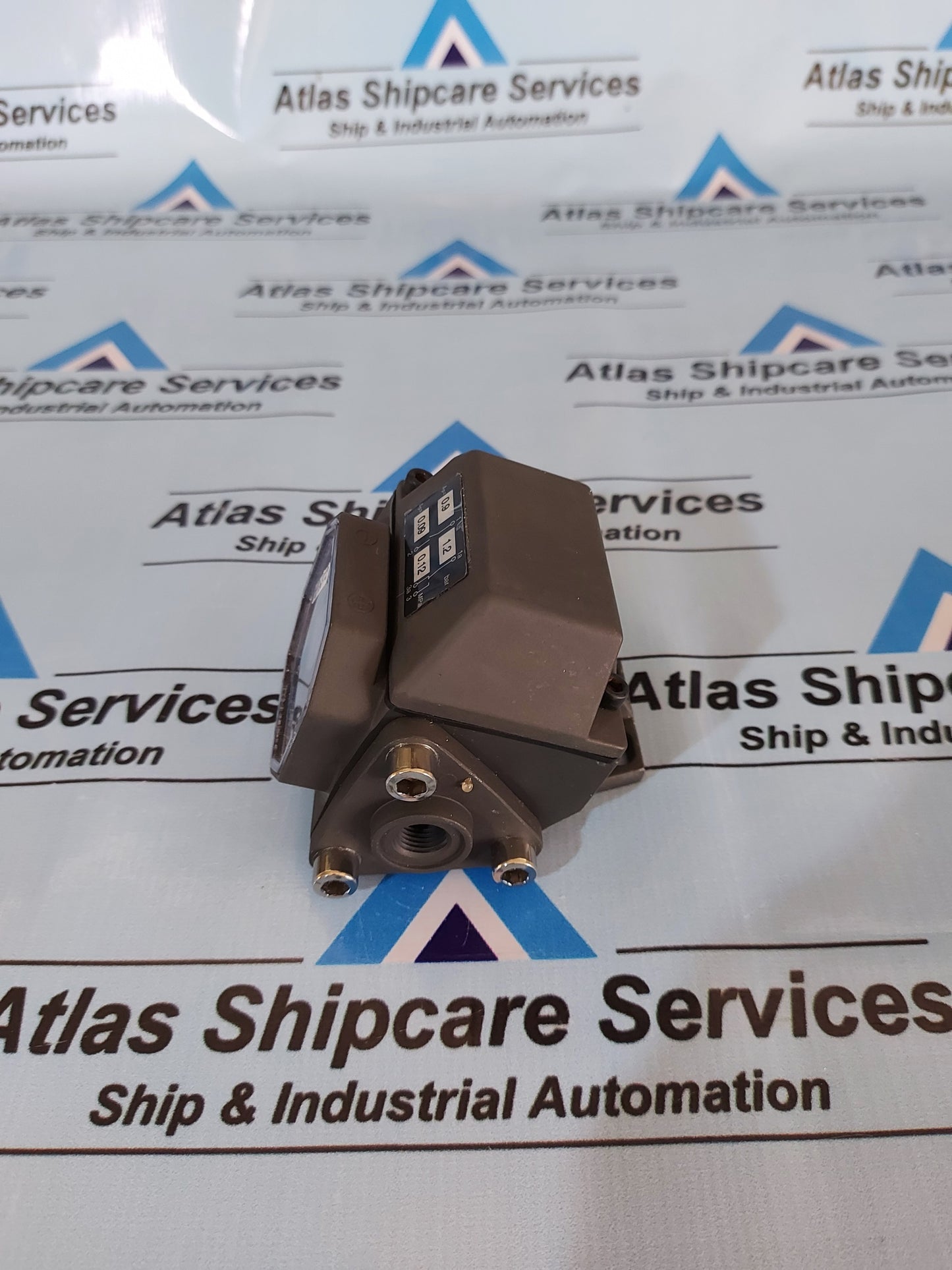 BOLL &amp; KIRCH 4.36.1 DIFFERENTIAL PRESSURE INDICATOR 0.9-1.2 BAR