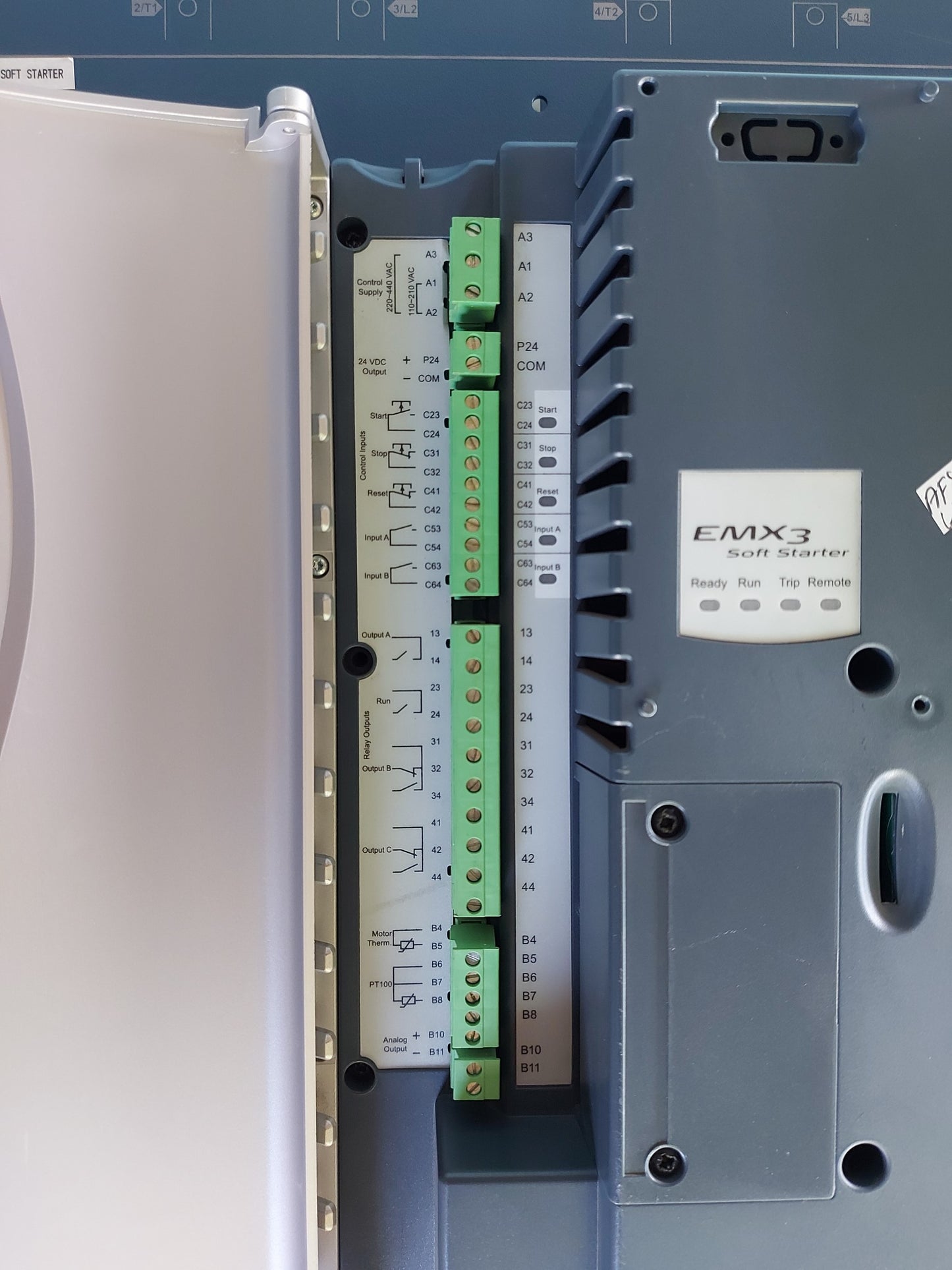 EMX3-0350B-V4-C1-H-M SOFT STARTER 185kW 250HP 400VAC