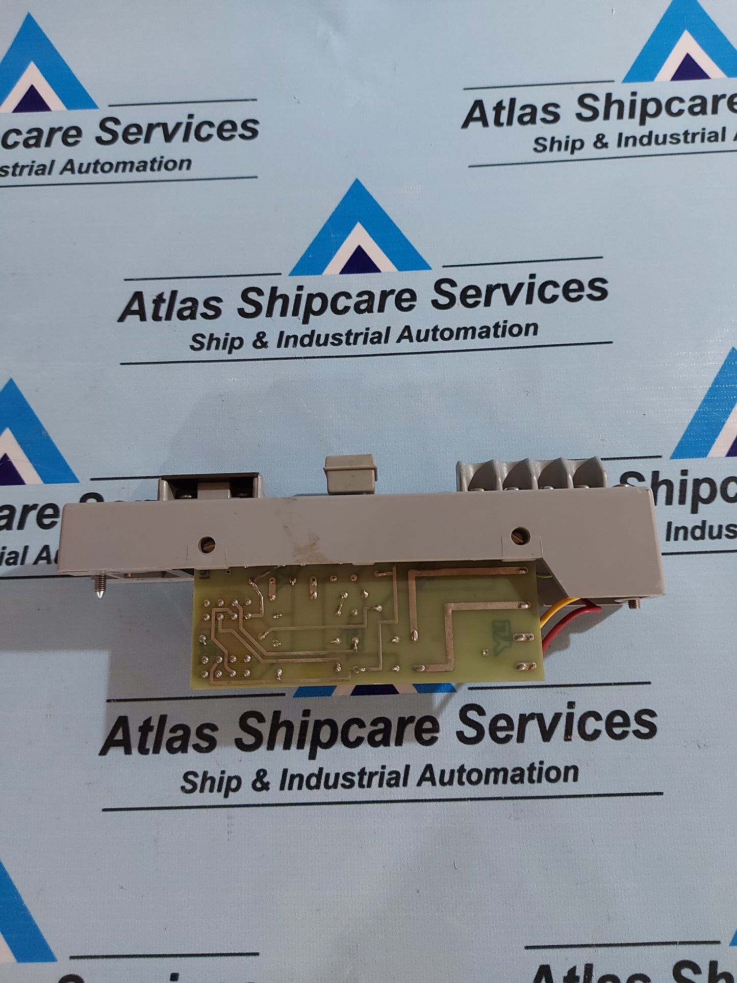 FOXBORO 2AX+DPIO ST.C POWER DISTRIBUTION MODULE