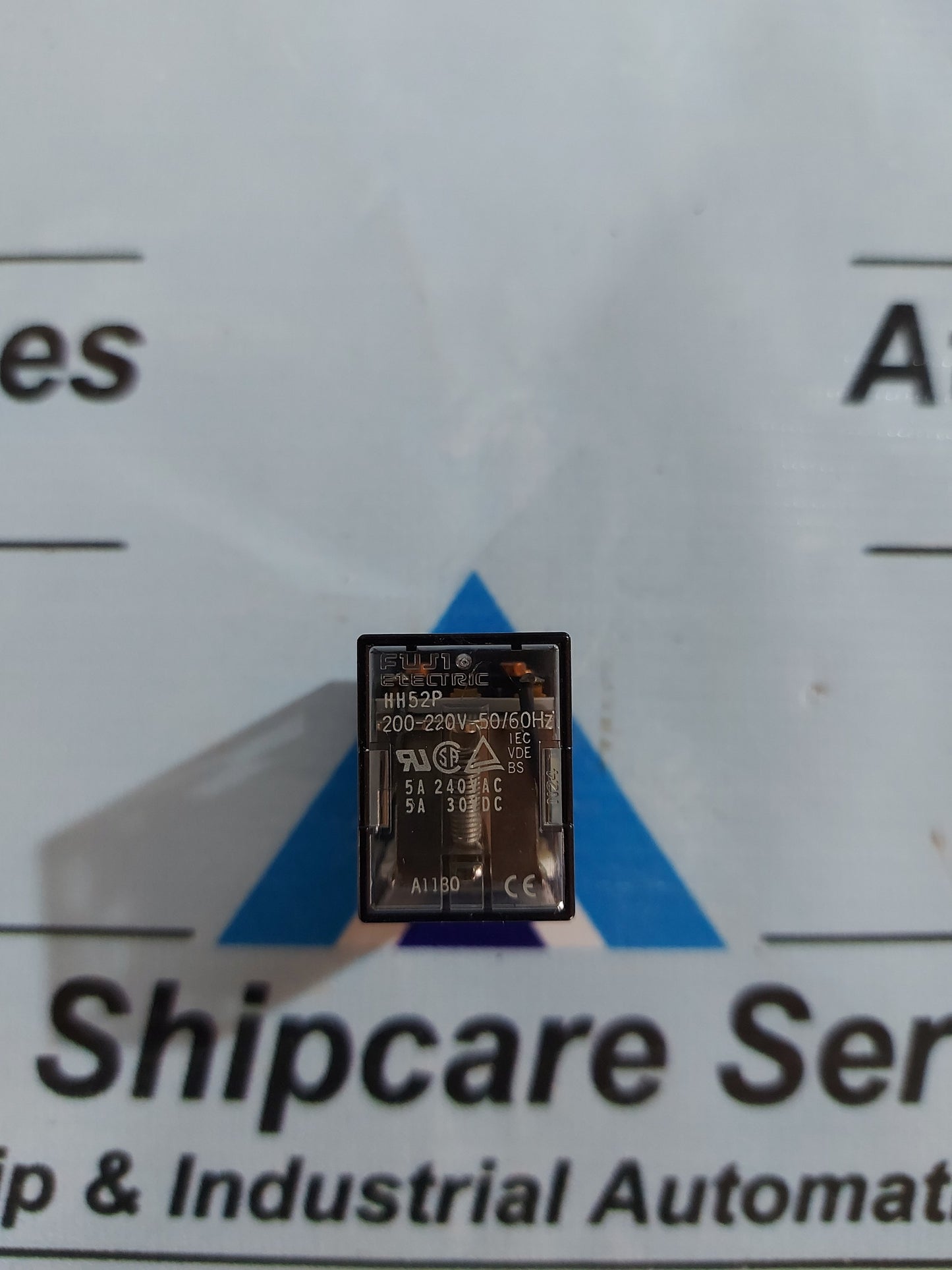 FUJI ELECTRIC HH52P MINIATURE CONTROL RELAY
