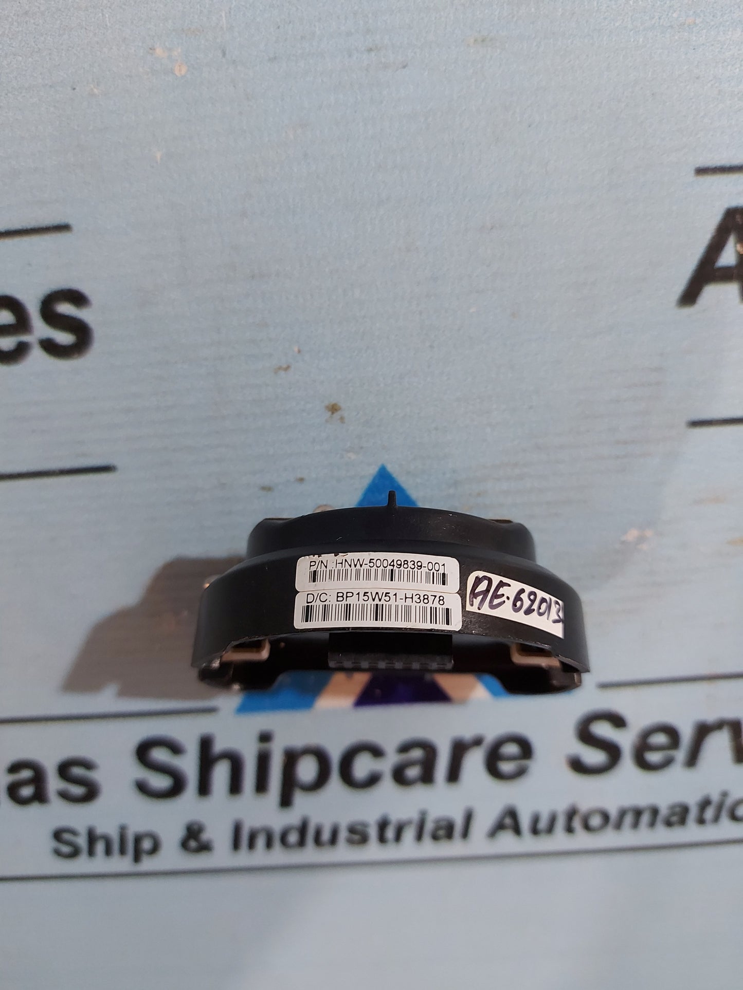 HART REGISTERED HNW-50049839-001 LOOP TEST POWERED ISOLAT UNIVERSAL TRANSMITTER