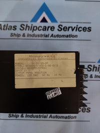 HONEYWELL DC3004-0-000-1-00-0111 TEMPERATURE CONTROLLER