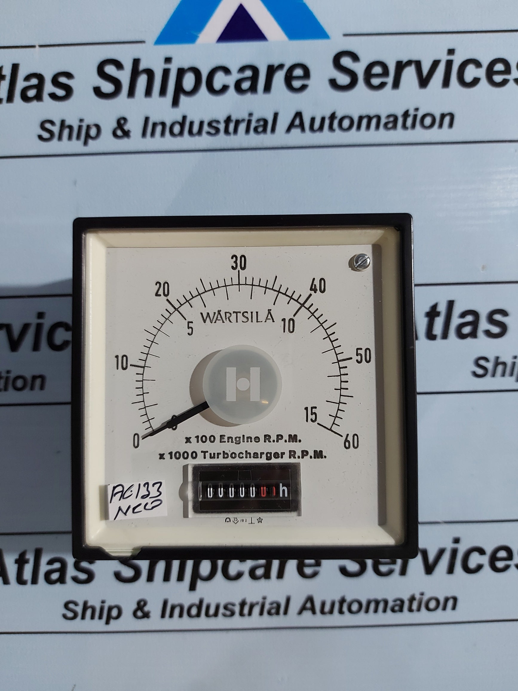 HORNEL EA 96X96.2 s S21 DW SPEED INDICATOR