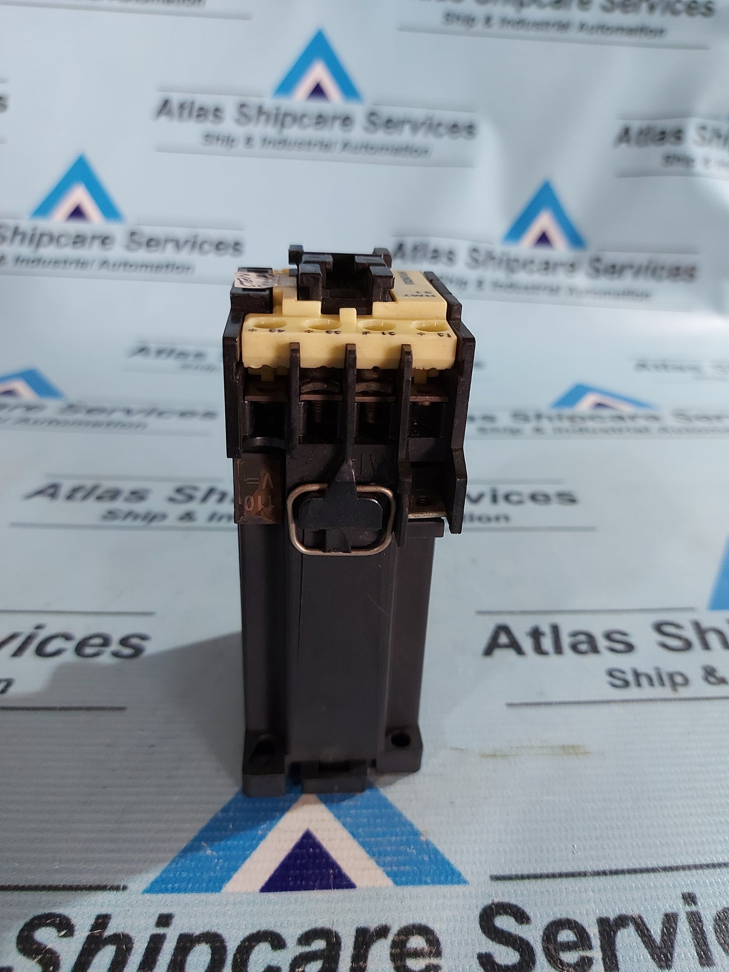 HYUNDAI HMT 31 CONTROL RELAY 24V