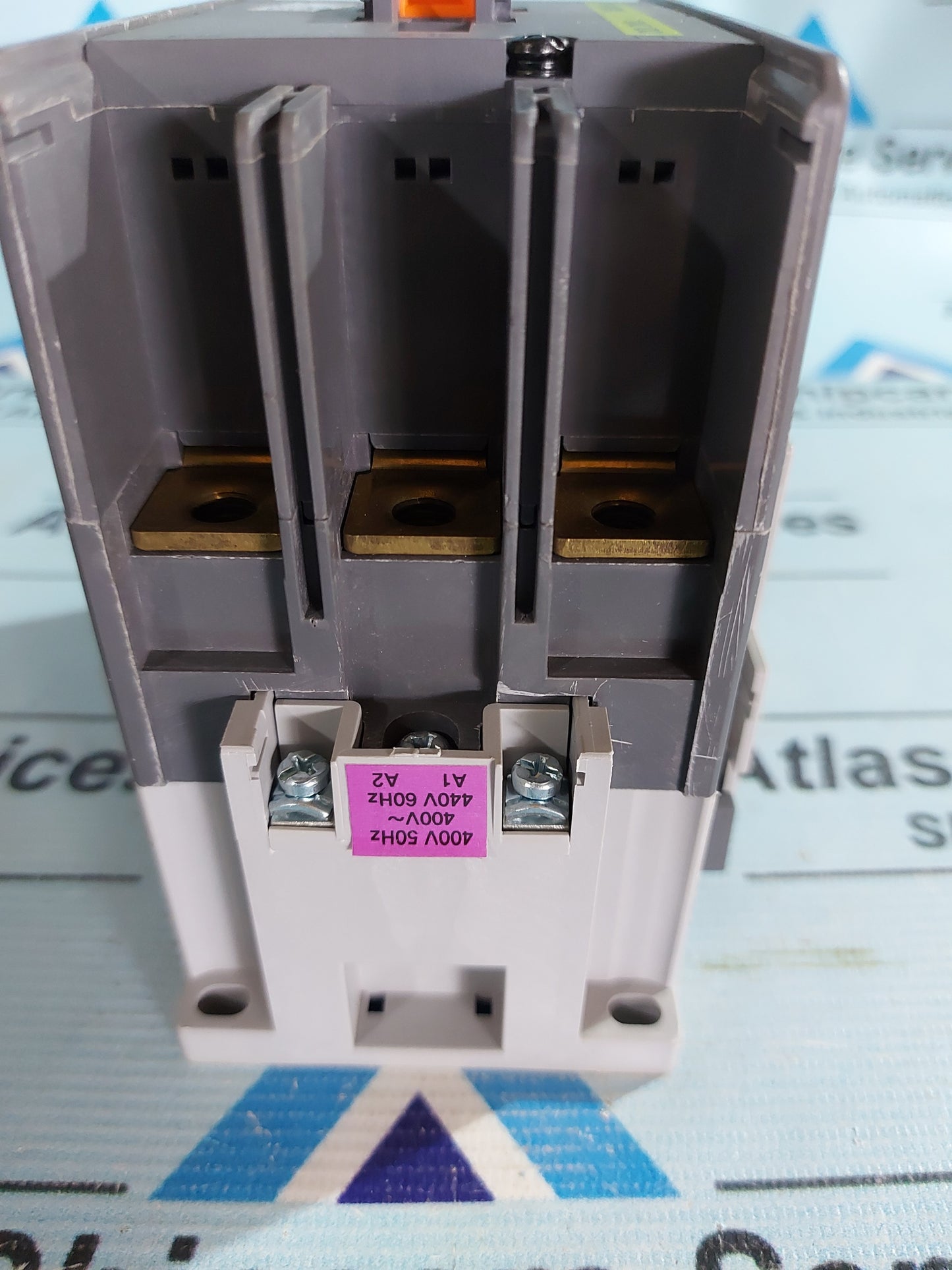 HYUNDAI UMC 100 MAGNETIC CONTACTOR
